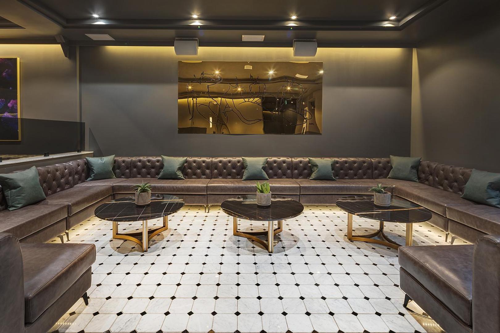 Hotel St.Thomas Монреал Екстериор снимка