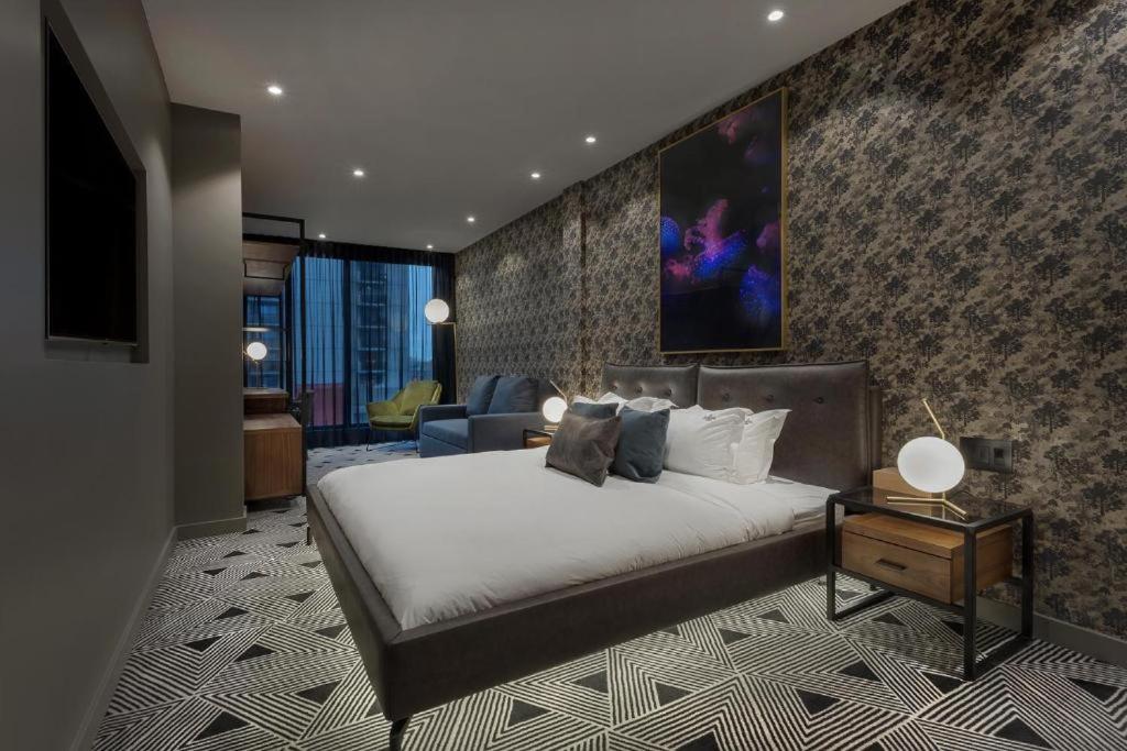 Hotel St.Thomas Монреал Екстериор снимка